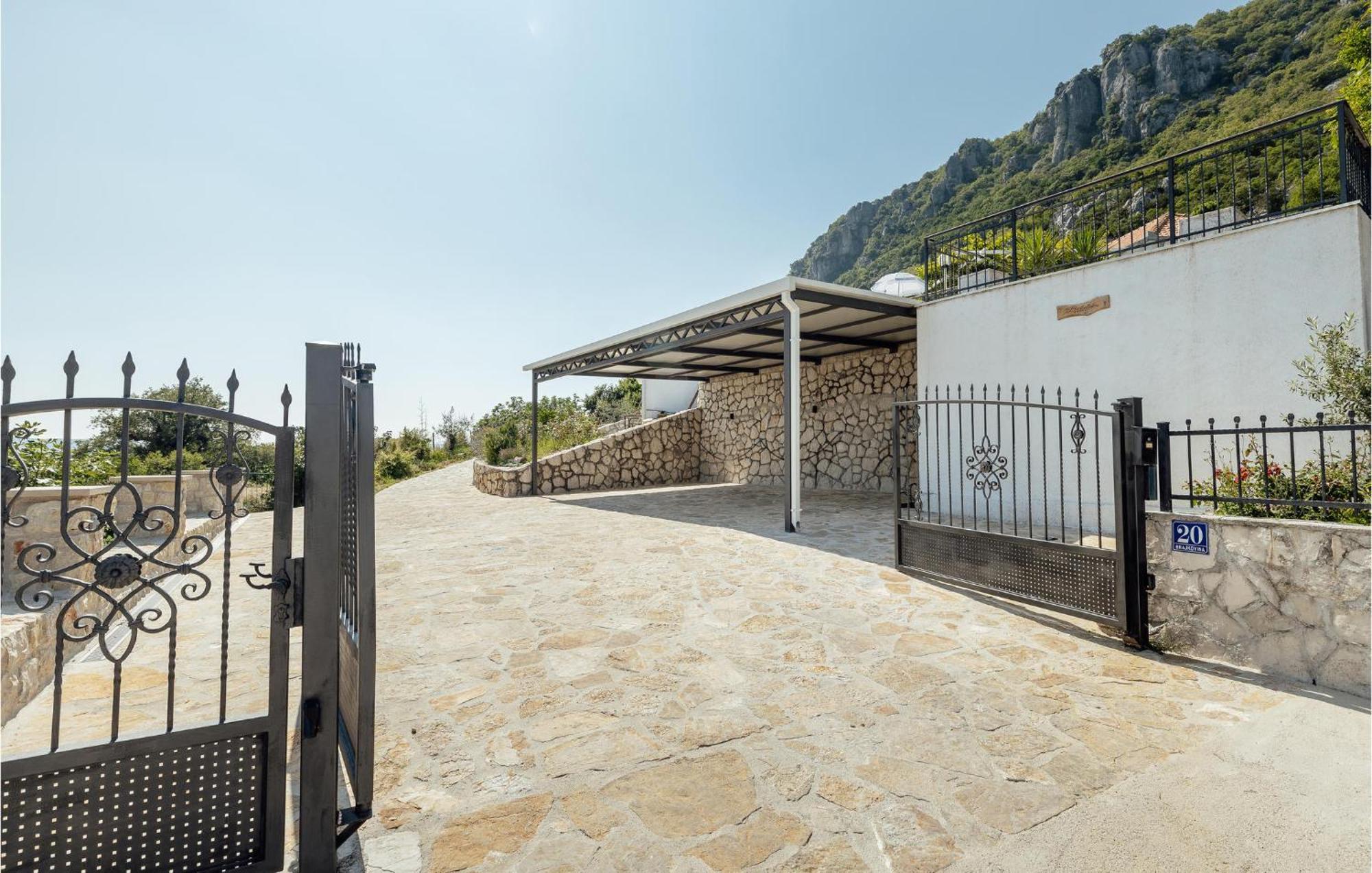 Amazing Home In Herceg Novi With House Sea View Exterior photo