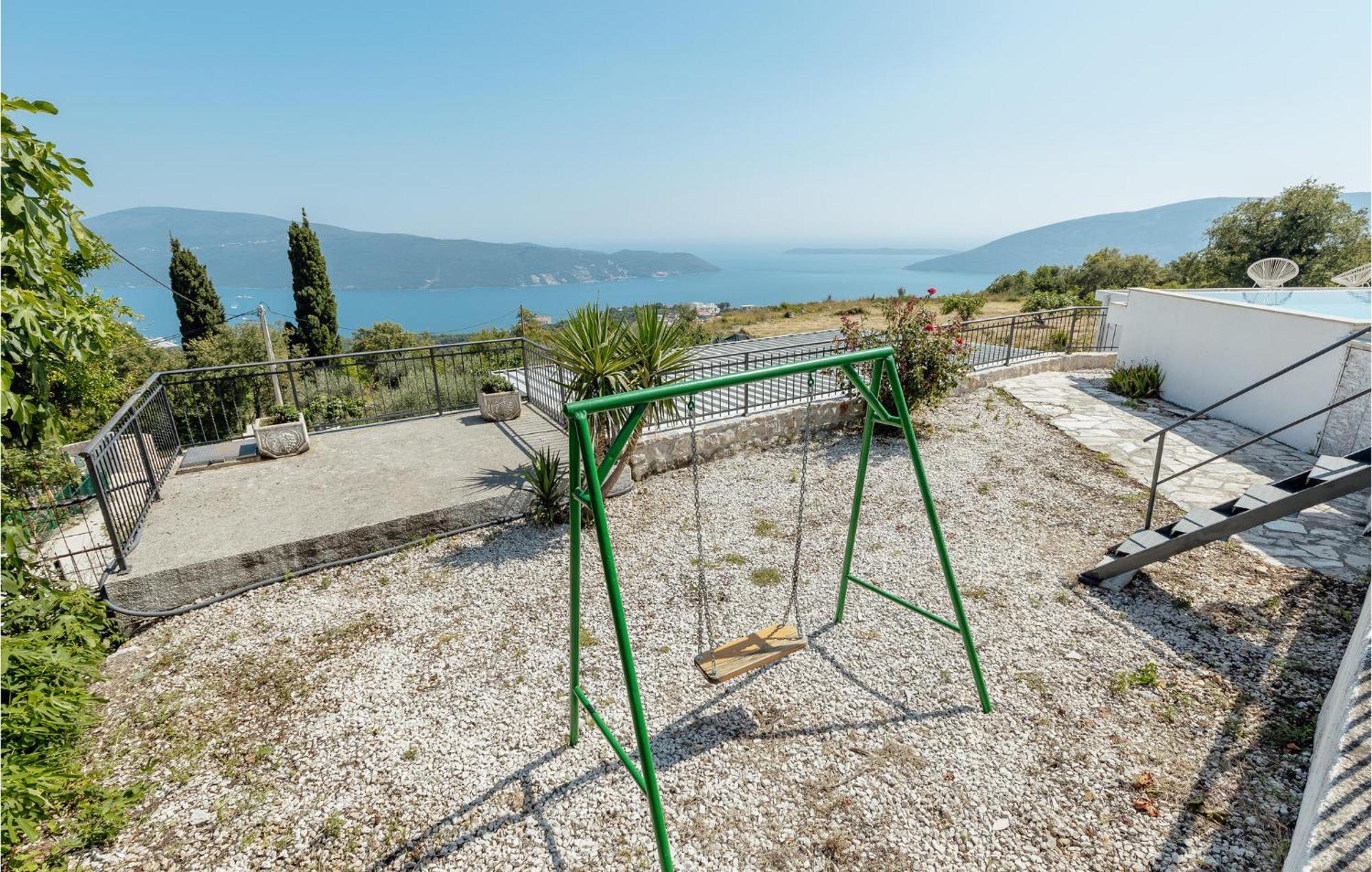 Amazing Home In Herceg Novi With House Sea View Exterior photo