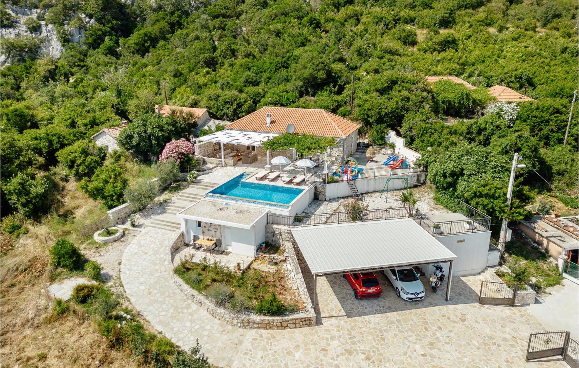 Amazing Home In Herceg Novi With House Sea View Exterior photo