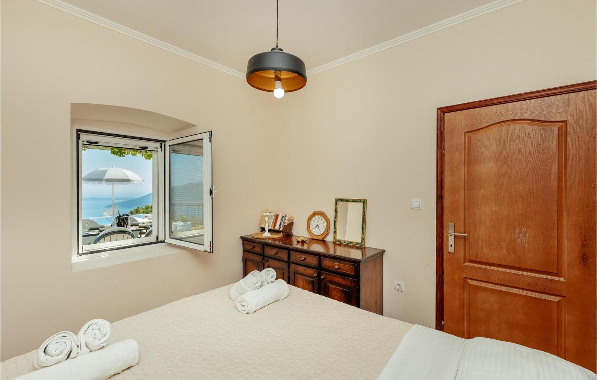 Amazing Home In Herceg Novi With House Sea View Exterior photo